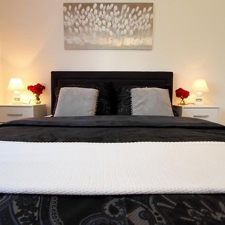 Appartamento Apartman Ana Otočac Esterno foto