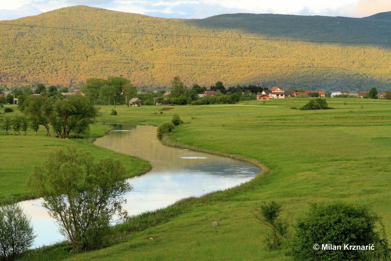 Appartamento Apartman Ana Otočac Esterno foto